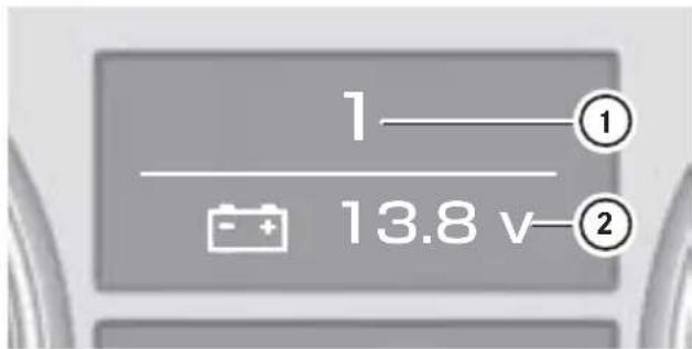 Mercedes-Benz MClass (2009) - 卡表示·电压表示画面 - 1