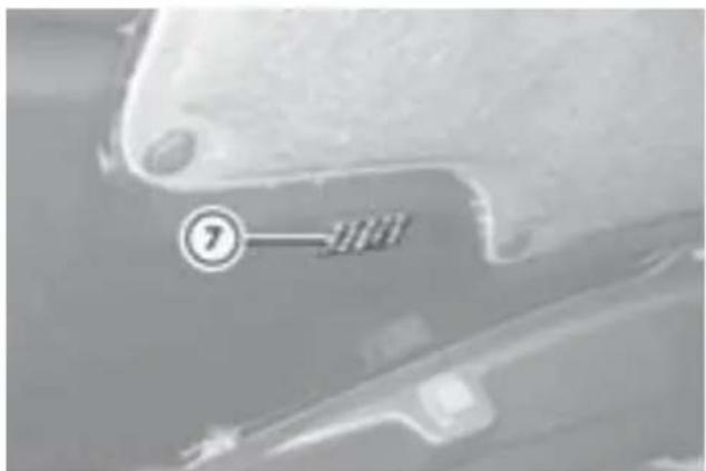 Mercedes-Benz MClass (2009) - 才徴庁ドレト - 1