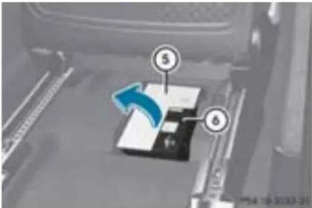 Mercedes-Benz MClass (2009) - バットリOne交换 - 5