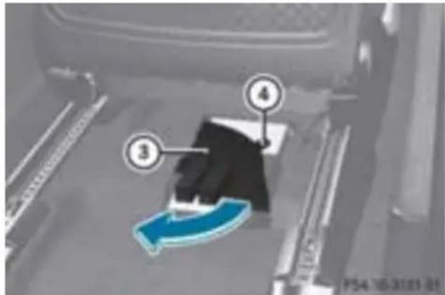 Mercedes-Benz MClass (2009) - バットリOne交换 - 4