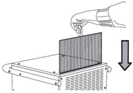 TROTEC TTK 400 - Mettre en place le filtré à air - 1