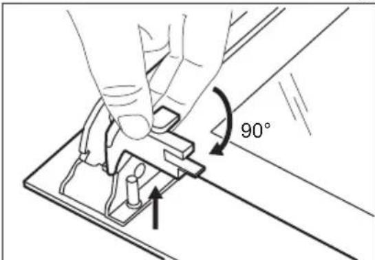 Leonard LHN1310X - Reinigen der Backofentür - 8