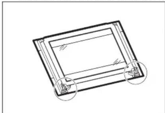 Leonard LHN1310X - Reinigen der Backofentür - 6