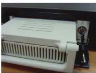 KONIG SECDVR416 - Installation of the hard disk in the HDD bay (Removable Hard Disk) - 3
