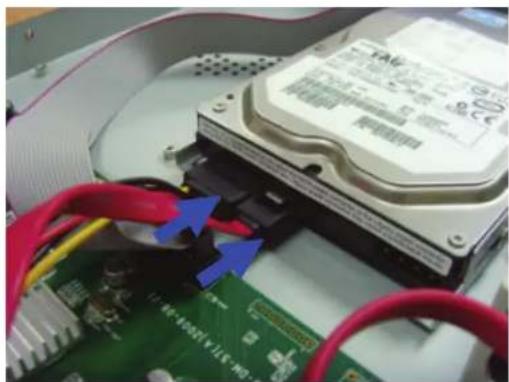 KONIG SECDVR416 - Installazione dell'hard disk dentro il registraratore hard disk: - 6