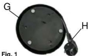 ROADSTAR HK300S - Ranura en la base por el cable I. Arrolla cable - 2