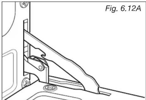 M-SYSTEM MFT106IX - REMOVING THE OVEN DOOR - 1