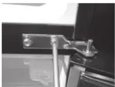 Igloo FR834B - Reversing the Door (See Fig. #4) - 3