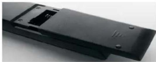 TECHNISAT Tareo 32 - Changement des piles - 1