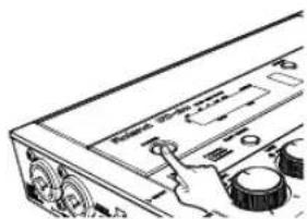ROLAND SD2U - Maintenez le commutateur [POWER] enfoncé. - 1