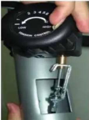 Klarfit Mobi FX 250 - Wie man das Veränderungskabel aus der vorderen Stützezieht: - 6