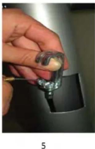 Klarfit Mobi FX 250 - Come estrarre il cavo di prolunga dal supporto anteriore: - 5