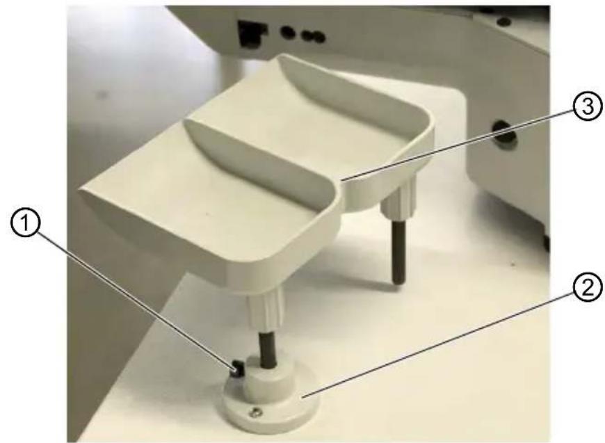 Dürkopp Adler 532 - Fixer le rack de boutons (classe 532) - 1