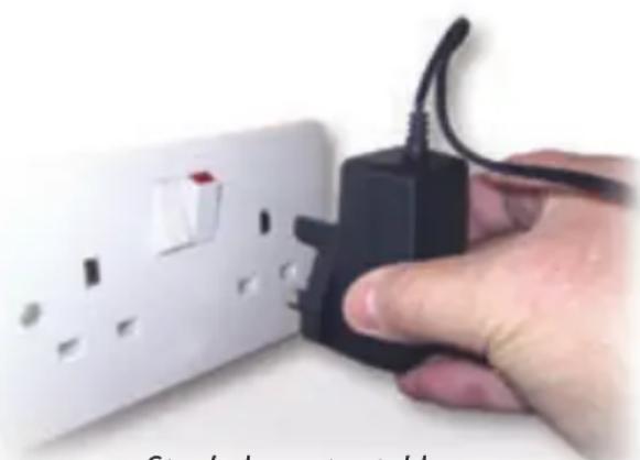 SNOOPER Ventura Lite S6000 - De interne batterij opladen - 2