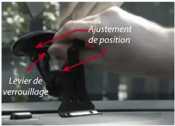 SNOOPER Truckmate Pro S5000 - Installation du Truckmate à l'aide du support de fixation à ventouse pour pare-brise   Vous pouvez installer votre Truckmate sur la face interne du pare-brise de votre vehicule - 1