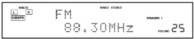 JVC RX7032 - Drücken Sie wiederholt die Taste FM/AM TUNING ▲ oder ▼, bis Sie die gewünschte Frequenz gefunden haben. - 1