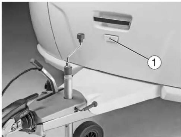 Fendt Vision 2014 - Coffre sur flèche - 1
