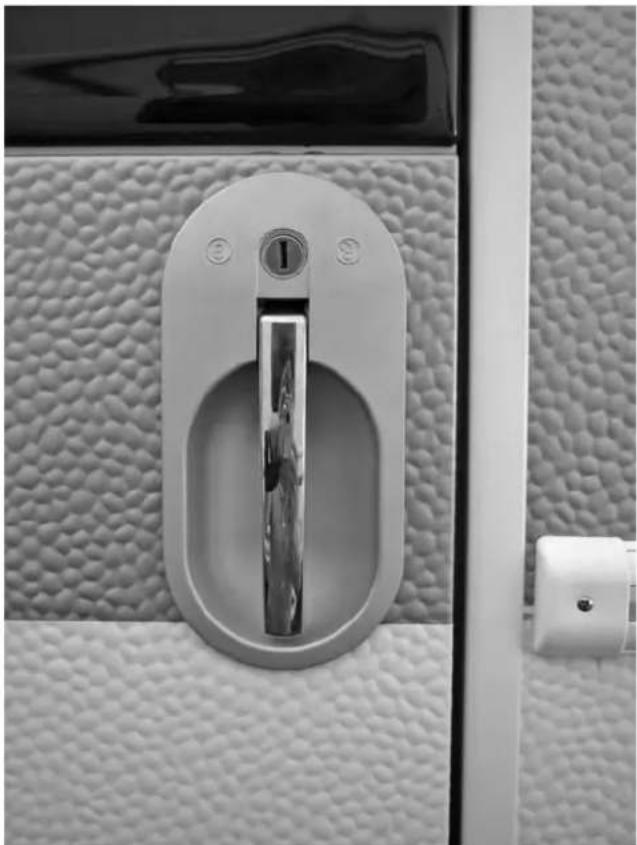 Fendt Diamant - Porte d'entrée - 1