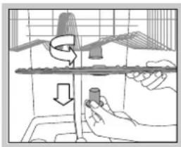 HOTPOINT LST 216 AHA - Limpar os braços aspersores - 1