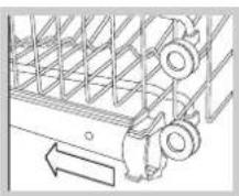 HOTPOINT LST 216 AHA - Never lift or lower the rack on one side only. - 1