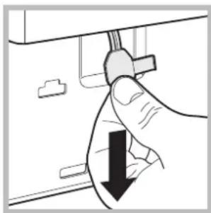 HOTPOINT AQM8D 49 U - Handmatige opening van het deurtje - 3