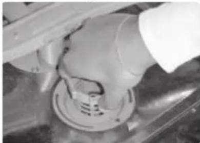 THERMADOR DWHD64CS - To Remove the Large Object Trap/Cylinder Filter Assembly: - 1
