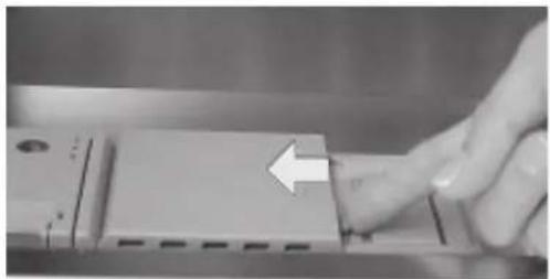 THERMADOR DWHD64CS - Opening the Detergent Dispenser Cover - 1
