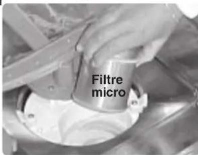 THERMADOR DWHD64CF - Retirer le micro filtrre comme illustré à la figure 32 Figure 32 - 1