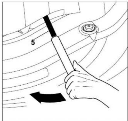 VIKING MR 4082 K - Detaching the V-belt - 1