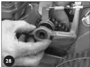 Rover Pro Cut Mulch 'N Catch 61 - Adjusting the Drive Clutches - 8