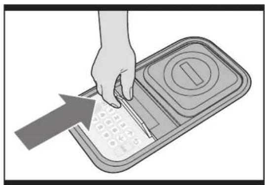 WORX WG795E - Cleaning the Underside - 3