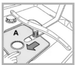 HOTPOINT-ARISTON LFSA+ 2174 A IX - Reinigung der Filtersiebe - 3