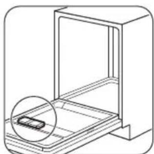 ZANKER KDT10002FB - Einfullen von Klarspulmittel - 1