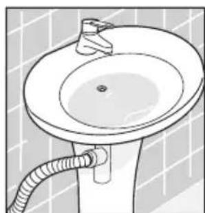 Exquisit WA 6012 A+ - OPGELET! Het is Niet aan te bevelen de waterleiding te gebruiken, als bij het wasprogrammaverloop water in de machine worden gegoten. Door de drukschommelingen in de waterleiding kan de hoveelheid van het ingegotene water overtollig of ontoreikend+zijn. - 2