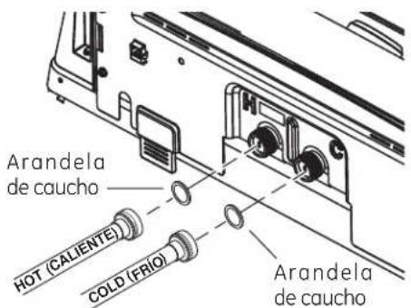 GE GTW460ASJWW - CONECTE LAS MANGUERAS DE AGUA A LA LAVADORA - 1