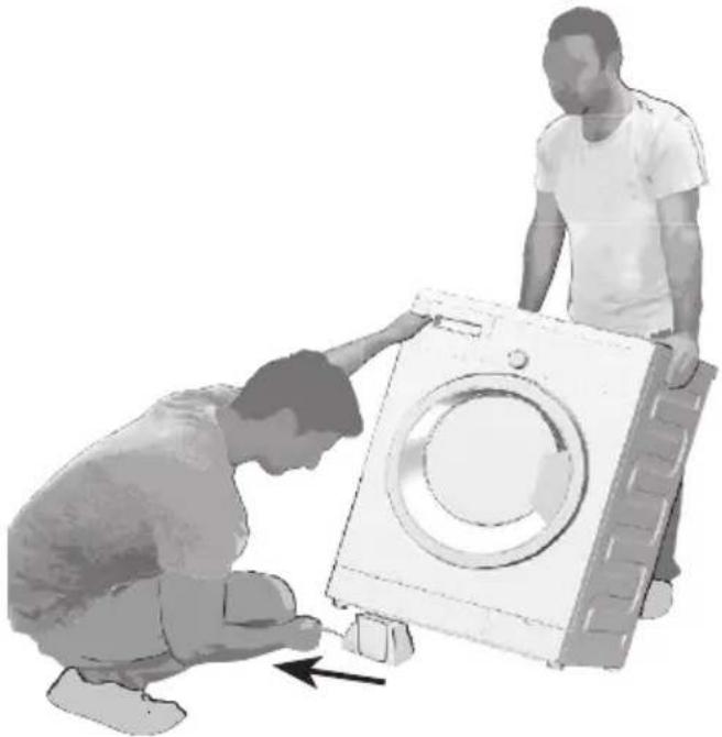 BLOMBERG WM 98200 SX - Retrait du renforcement de l'emballage - 1