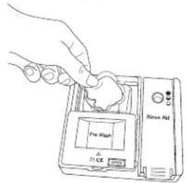 JENN-AIR JDB9000CWS TriFecta - Agregue el detergente y el agente de enjuague. - 3