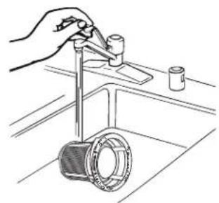 AMANA ADB1500ADW - Instructions de retrait du filtré - 3