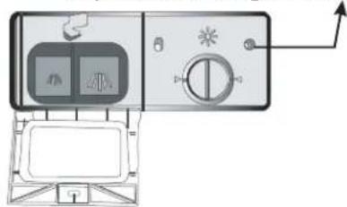 DANBY DDW621WDB - QUAND REMPLIR LE DISTRIBUTEUR D'AGENT DE RINÇAGE - 1