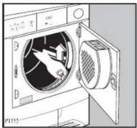 ZANUSSI ZTE 240 - Cleaning the filters - 3