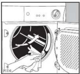 ZANUSSI ZTE 240 - Cleaning the filters - 1