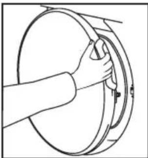 CANDY EVOC 581 B - Apertura del Portellone - 1