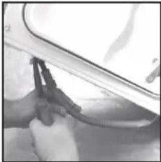 HOOVER DYC 9913 AX - Justering af Fødder - 4