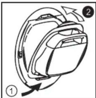 HOOVER DYC 9913 AX - Wyjmowanie zbiornika - 2