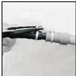 HOOVER DNH D913A2XS - Montare il Kit Come Indicato di Seguito: - 2