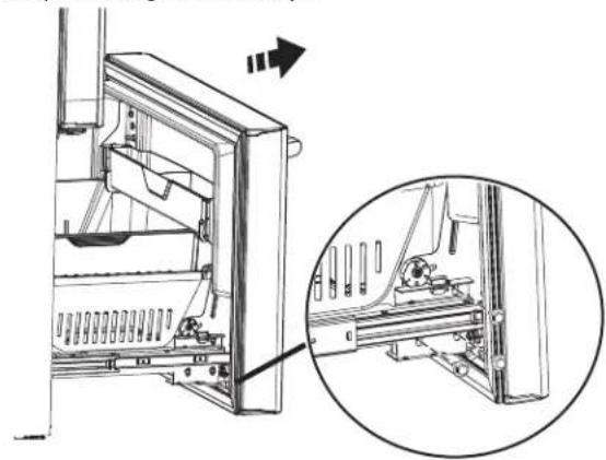GE GFE26GGHBB - RETRAIT DE LA PORTE DU CONGÉLATEUR - 1