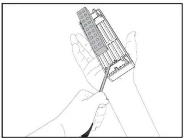 BLOMBERG KND 9920 P - Description and cleaning of odor filter: - 4