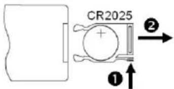 INTENSO Photo Promoter - EINSETZEN DER BATTERIE IN DIE FERNBEDIENUNG - 1
