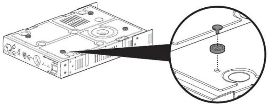 BOSE FreeSpace ZA 250LZ - Installing the feet on the amplifier - 1