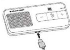 BLAUPUNKT BT Drive Free 114 - Opladen van de accu - 1